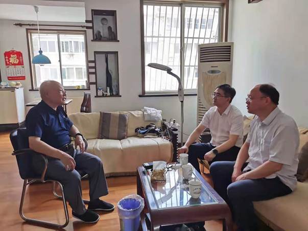 说明: C:\Users\fg\Desktop\七一慰问\微信图片_20210621234722.jpg